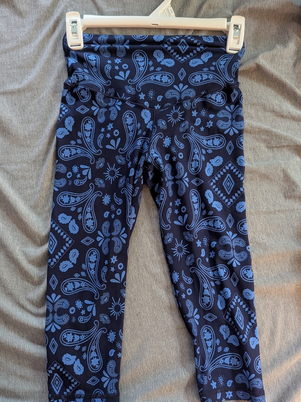 aerie Navy and Light Blue Paisley Girls' Leggings